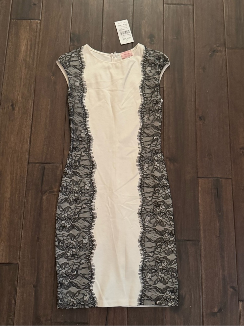 Love…Ady Romantic Feminine White with Black Lace Cap Sleeve Pencil Dress M NWT